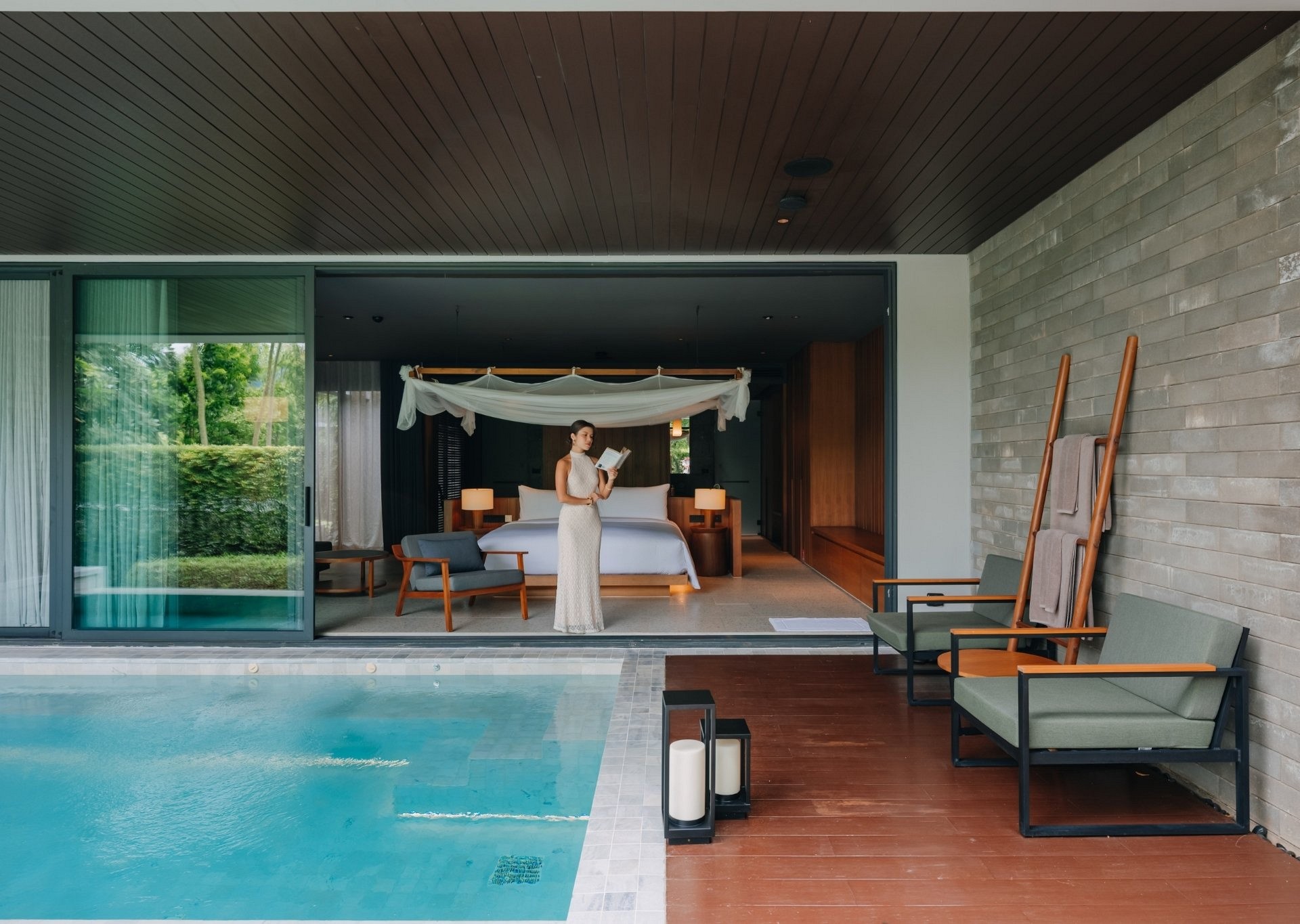 Single Pool Villa Mountain View