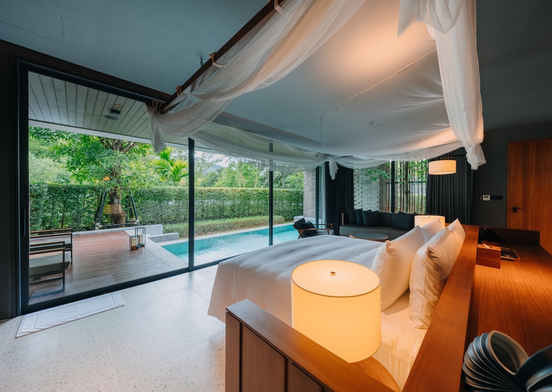 Single Pool Villa Mountain View