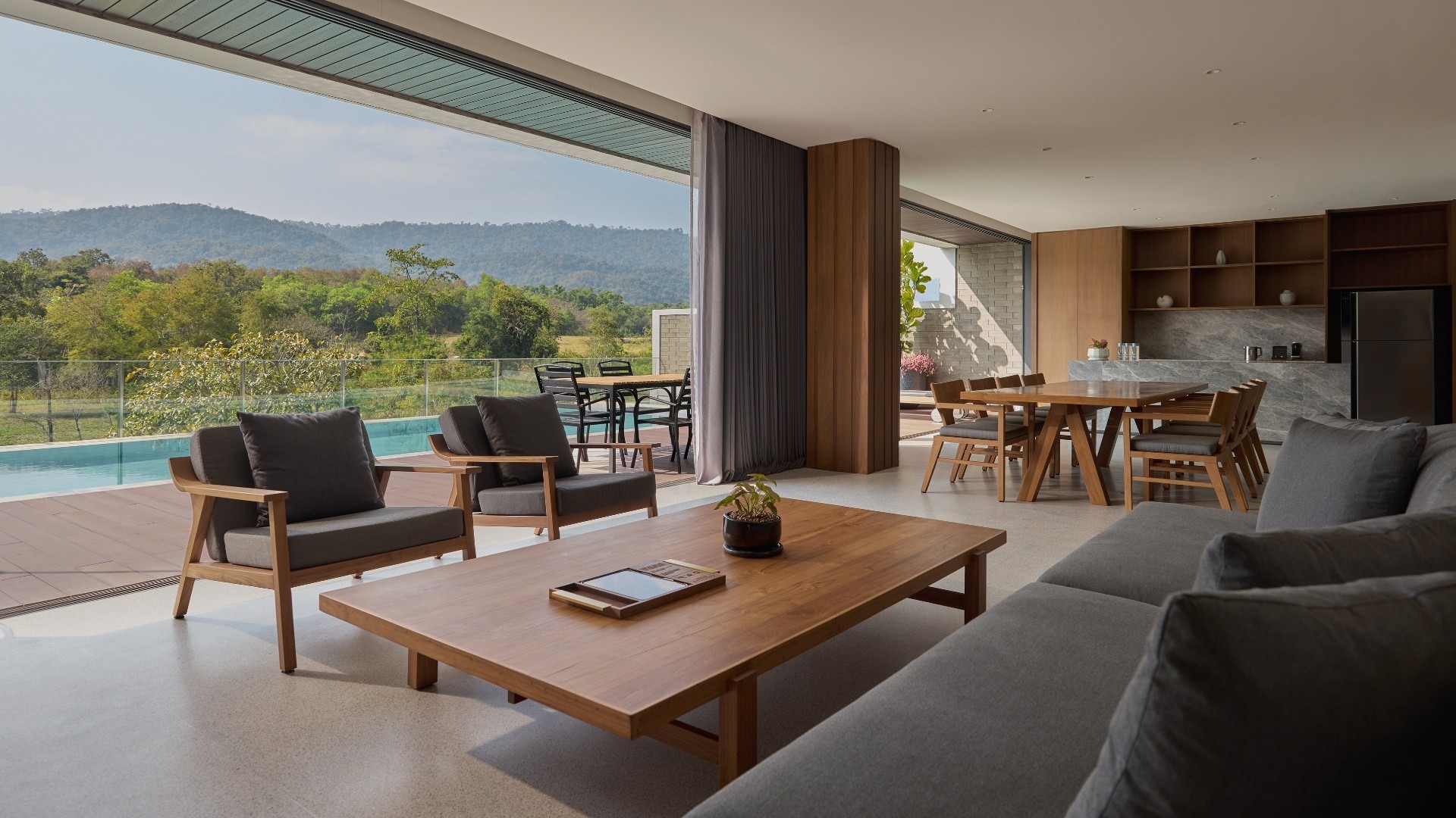 Residential Suite Pool Villa (4 Bedrooms)